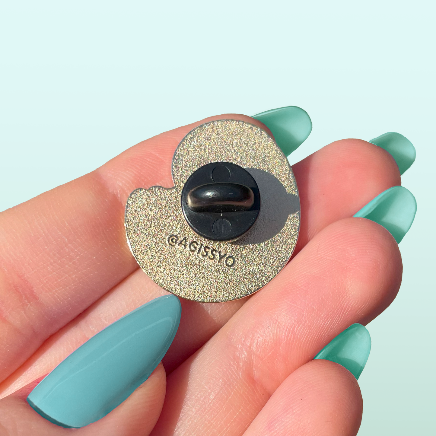 foczusia ✦ metalowy pin